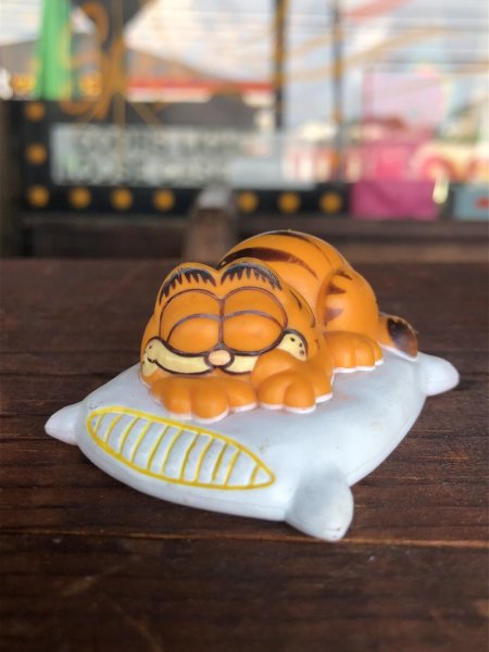 画像1: 80s Vintage Garfield PVC Figure (A555)   (1)