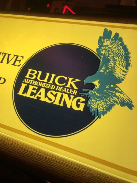 画像2: Vintage Advertising Buick AN ALTERNATIVE TO OWNERSHIP Lighted Store Display Sign (A568)  (2)
