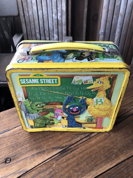 画像3: 70s Vintage Lunch Box Sesame Street (A573) (3)