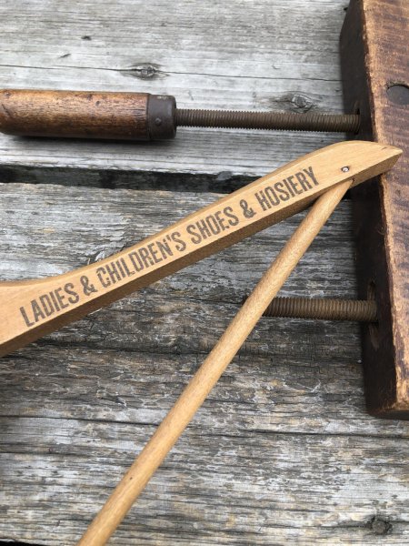 画像3: Vintage USA Advertising Wood Hanger SILVA & MARTIN (A585) (3)