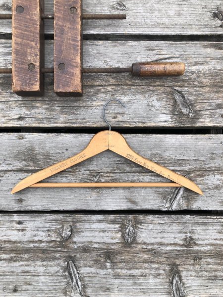 画像5: Vintage USA Advertising Wood Hanger KINGSBURY CLOTHES (A592) (5)