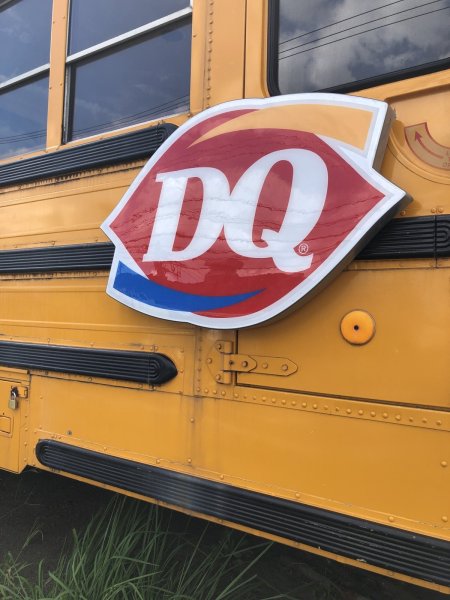 画像2: Dairy Queen Advertising Store Display DQ Logo Sign (A644) (2)
