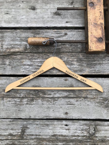 画像1: Vintage USA Advertising Wood Hanger JOHNNY SHAPIRO (A694) (1)