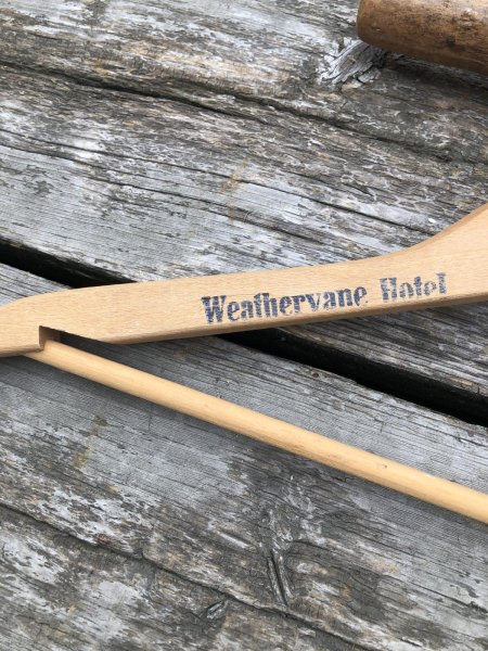 画像2: Vintage USA Advertising Wood Hanger AAA (A690) (2)