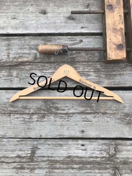 画像1: Vintage USA Advertising Wood Hanger AAA (A690) (1)