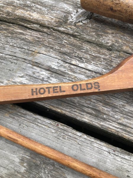 画像2: Vintage USA Advertising Wood Hanger HOTEL OLDS (A686) (2)