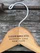 画像2: Vintage USA Advertising Wood Hanger SCROON MANOR HOTEL (A700) (2)