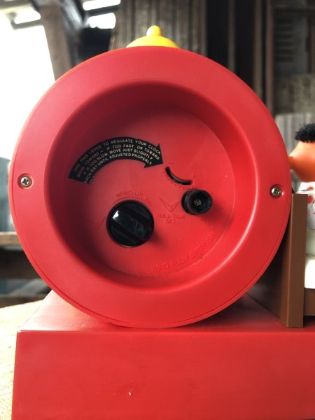 画像8: 70s Vintage Sesame Street Ernie Alarm Clock AM Radio (A703) (8)