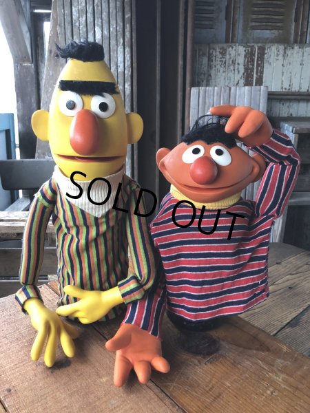 画像9: 70s Vintage Sesame Street Hand Puppet Doll Ernie Bert 1st Ver. Set (A704)  (9)