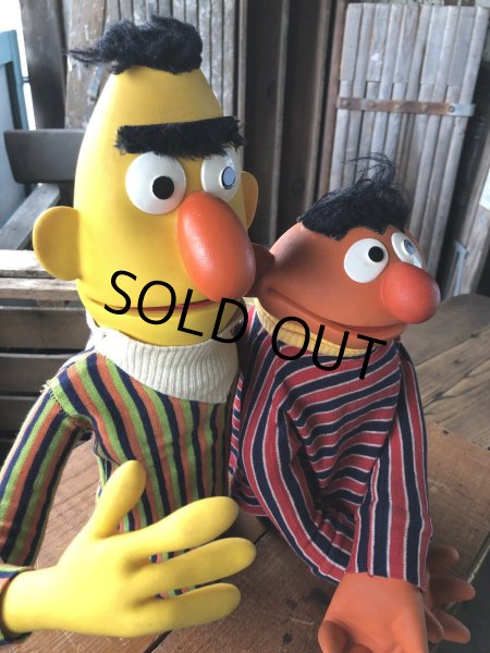 画像5: 70s Vintage Sesame Street Hand Puppet Doll Ernie Bert 1st Ver. Set (A704)  (5)