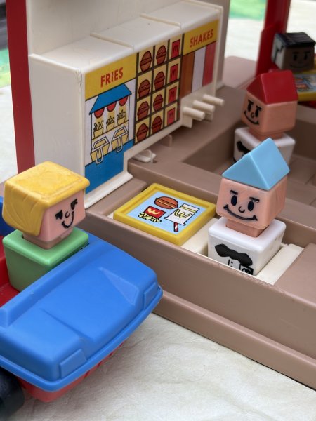 画像15: 70s Vintage McDonalds Playskool Familiar Places w/box (A770) (15)